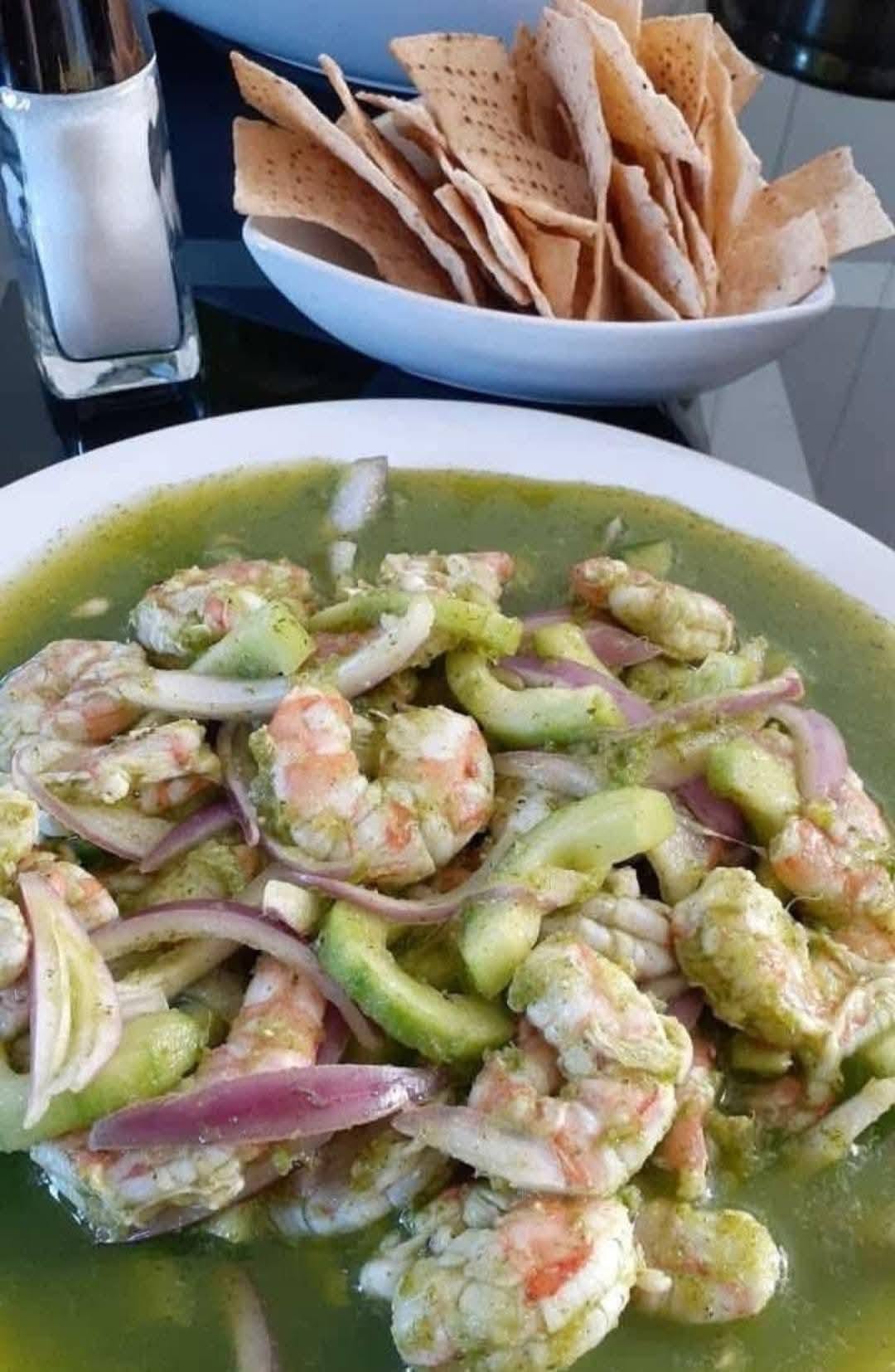 Si no es mucho pedir 😍🤤
